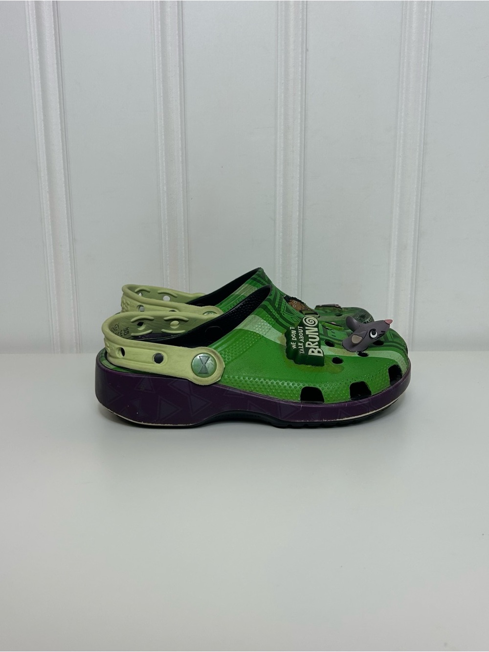 Crocs Disney Encanto we don’t talk about Bruno green clog sandals kids 1